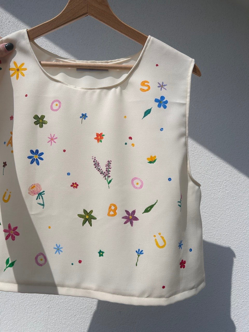 Blusa "Giardino" – Cucita e Dipinta a Mano