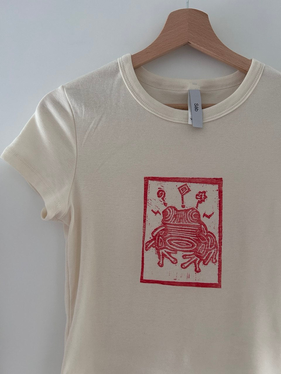 T-shirt Rana — Stampa Artigianale a Linoleografia