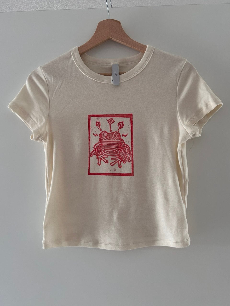 T-shirt Rana — Stampa Artigianale a Linoleografia